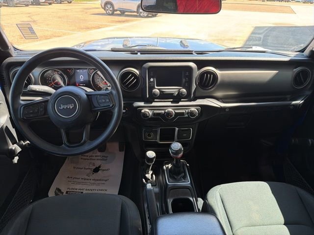 Used 2019 Jeep Wrangler Unlimited Sport AWD/4WD image 13