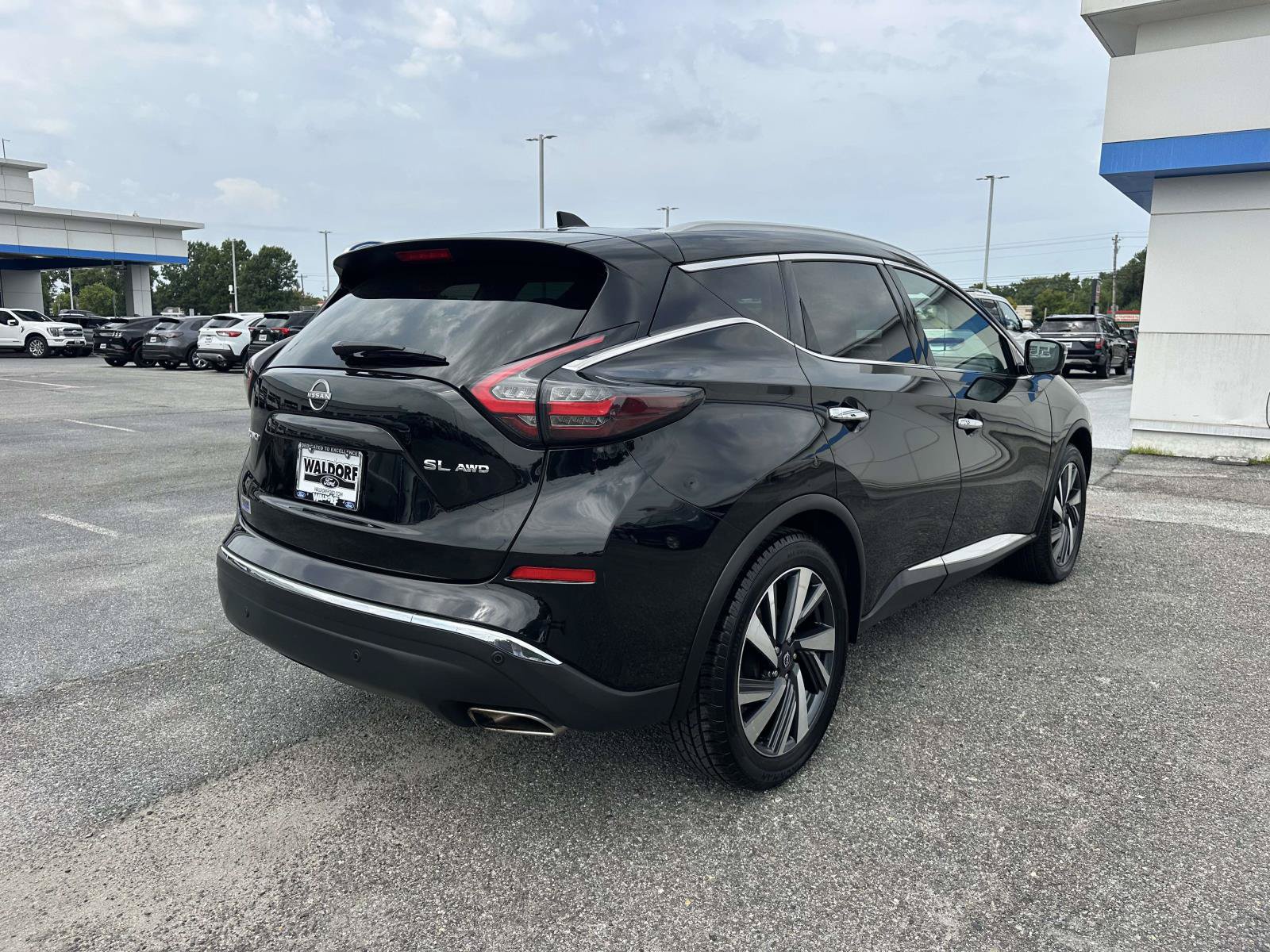 Used 2023 Nissan Murano SL AWD/4WD image 6