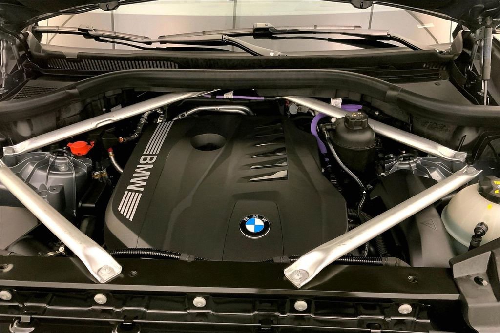 Certified 2026 BMW X5 xDrive40i AWD/4WD image 9