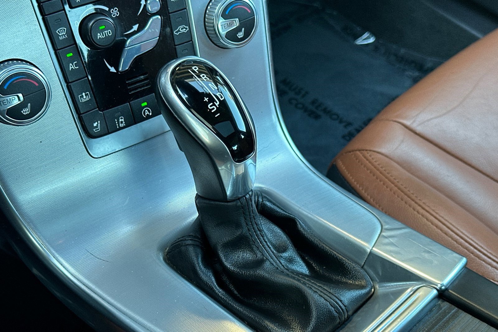 Used 2017 Volvo S60 T5 Inscription Platinum image 18