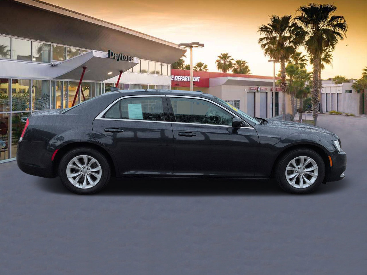Used 2016 Chrysler 300 Limited w/ Driver Convenience Group image 2