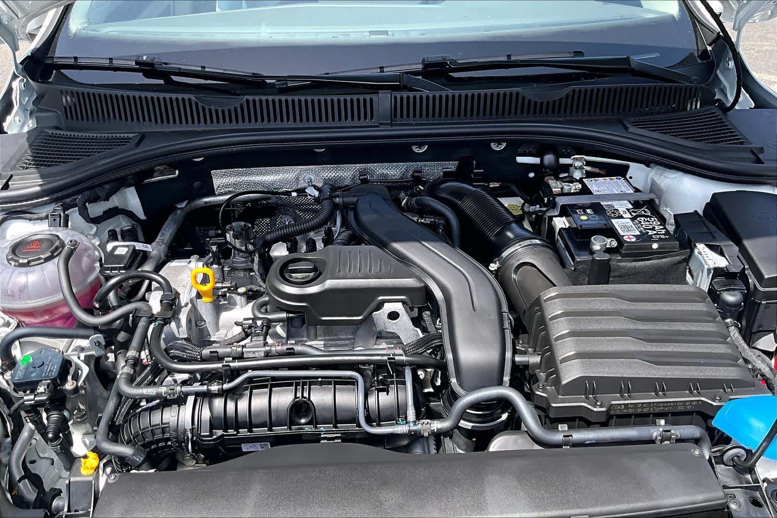 Used 2026 Volkswagen Jetta SE FWD image 30