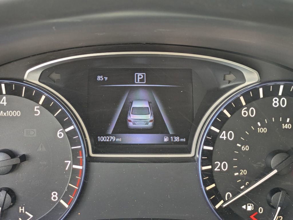 Used 2016 Nissan Altima 2.5 SR w/ LED Appearance Package image 16