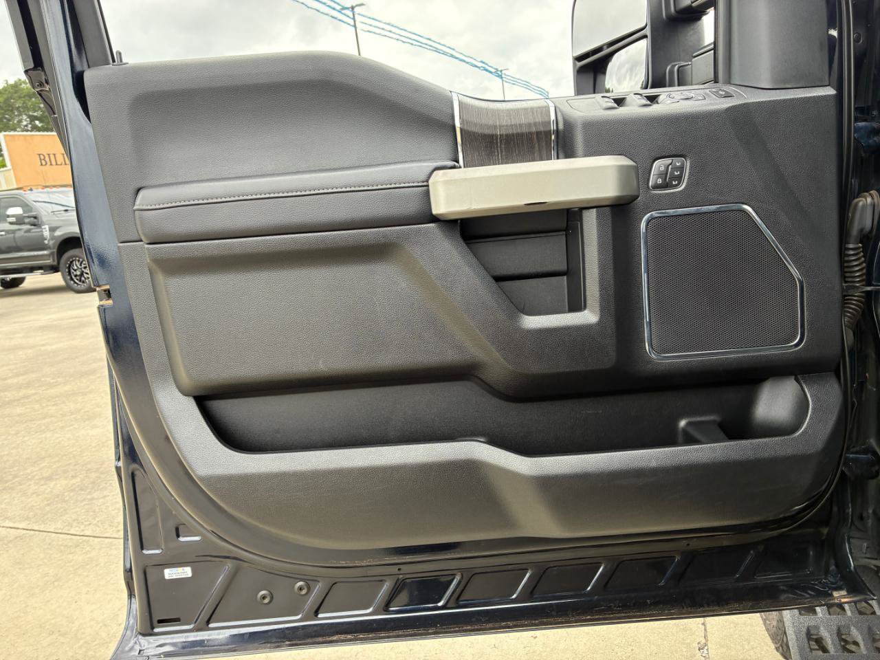 Used 2021 Ford F250 Lariat AWD/4WD image 10