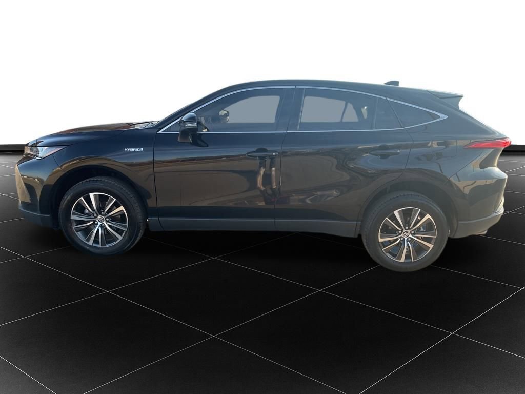 Used 2021 Toyota Venza LE w/ Carpet Mat Package (TMS) image 2