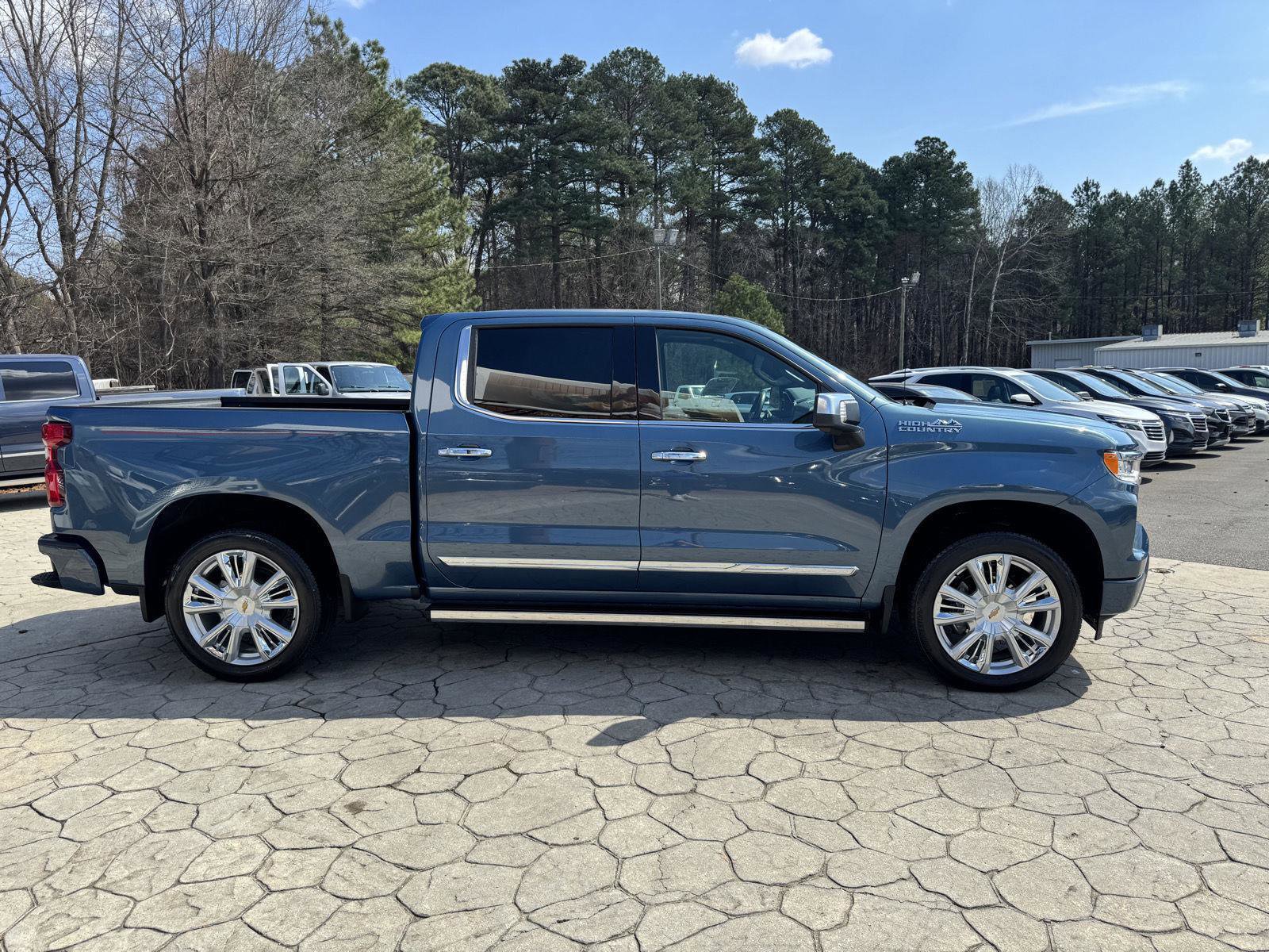 Used 2024 Chevrolet Silverado 1500 High Country image 19