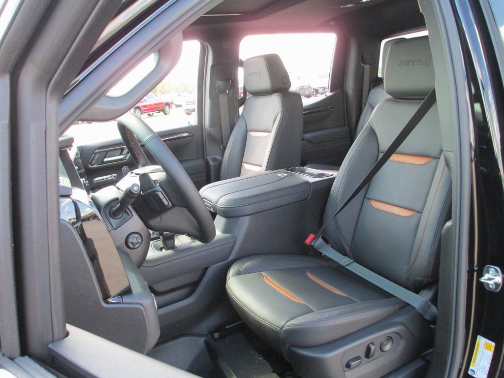 New 2026 GMC Sierra 1500 AT4 w/ AT4 Premium Package image 12
