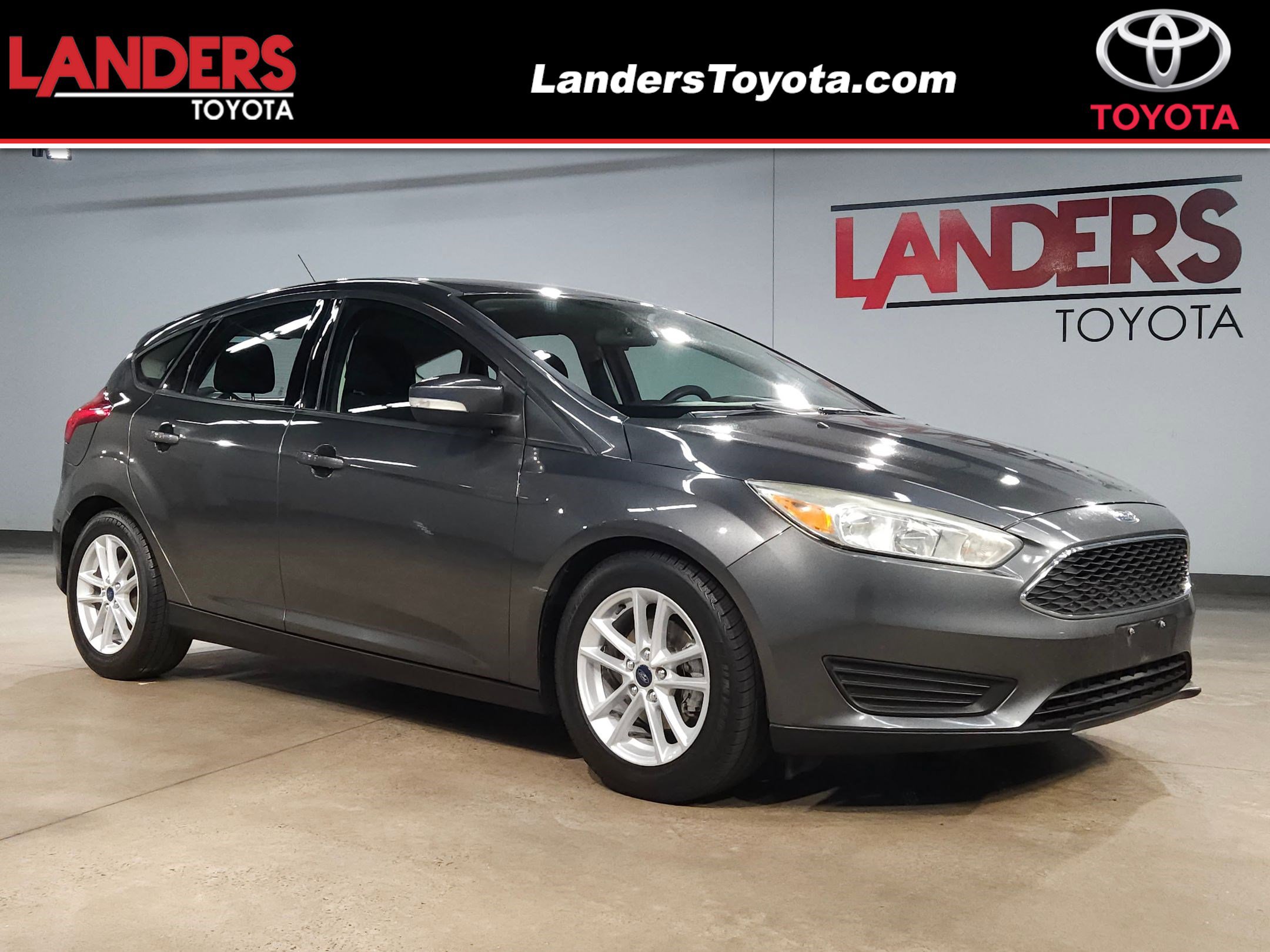 Used 2017 Ford Focus SE