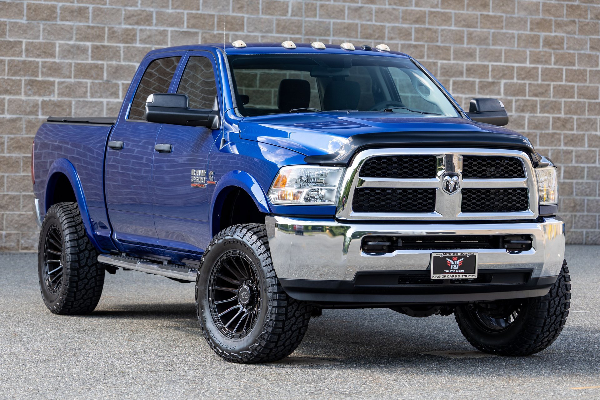 Used 2015 RAM 2500 Tradesman w/ Chrome Appearance Group AWD/4WD image 4