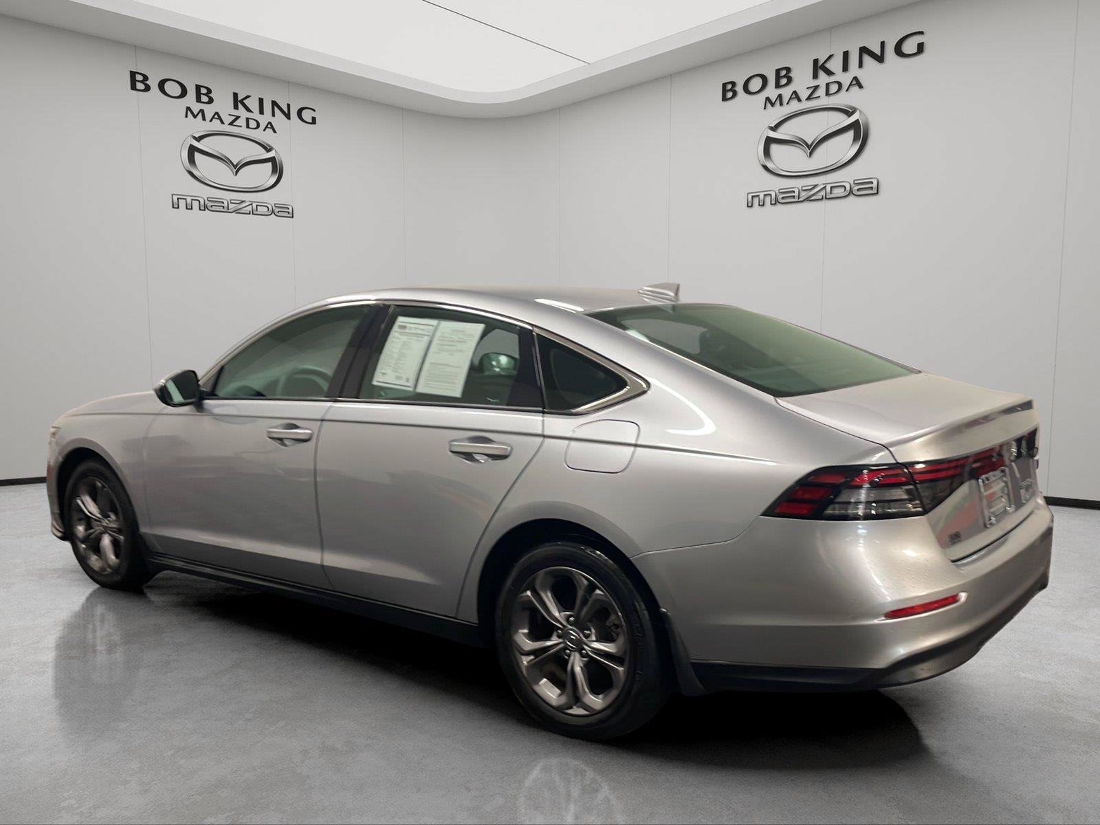 Used 2023 Honda Accord EX image 3