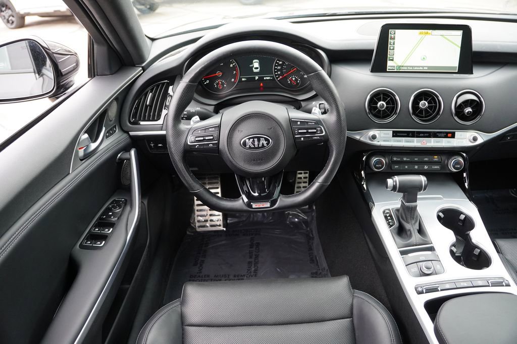 Certified 2020 Kia Stinger GT1 image 20