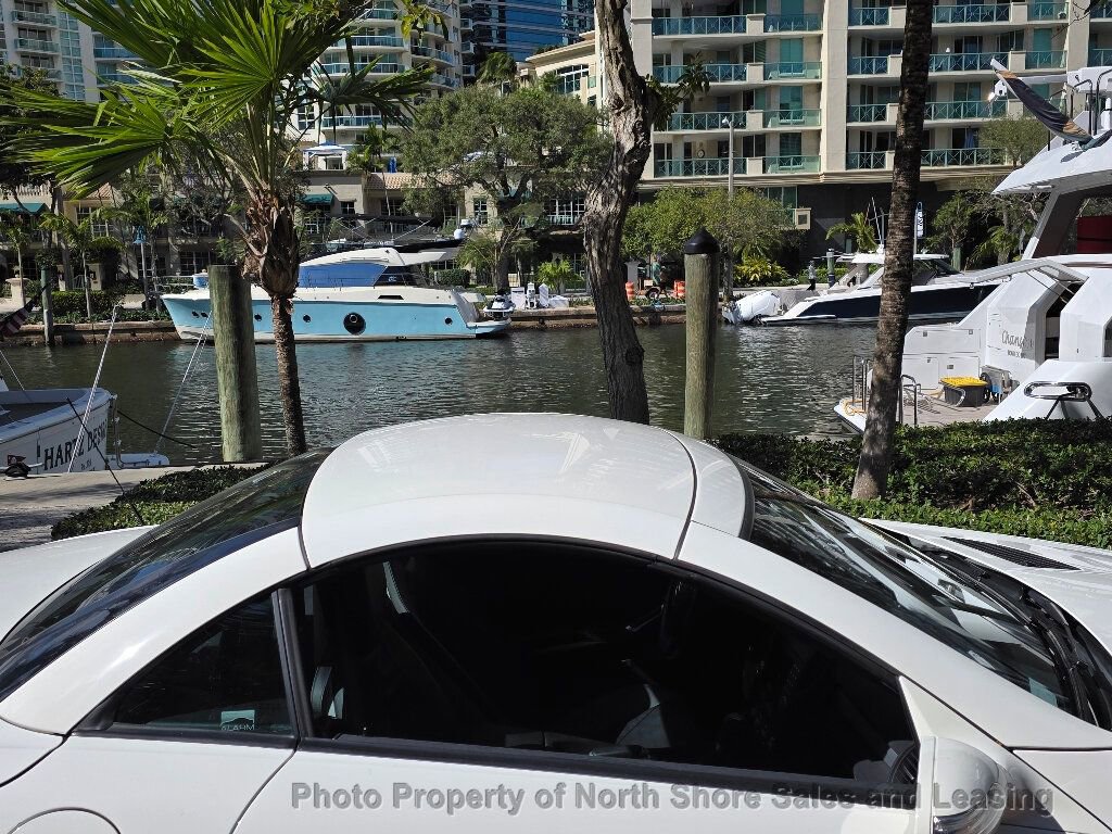 Used 2005 Mercedes-Benz SLK 350 Movie Star image 27