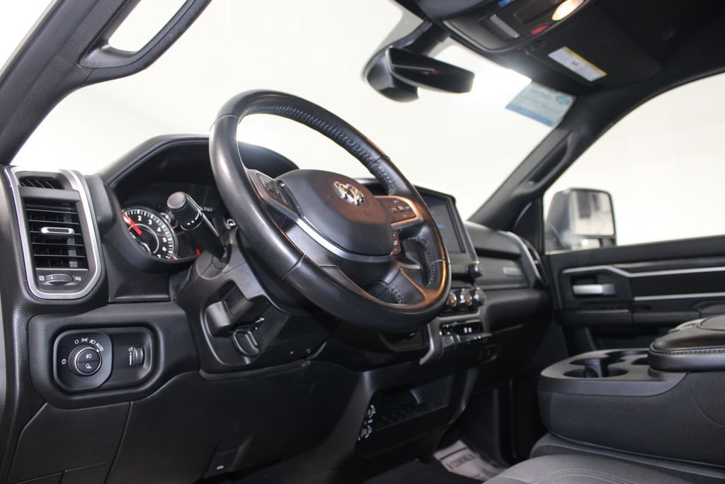 Used 2024 RAM 2500 Big Horn AWD/4WD image 24