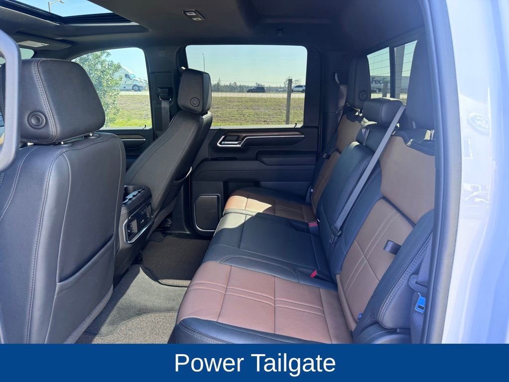 Used 2025 Chevrolet Silverado 3500 High Country w/ High Country Premium Package image 20