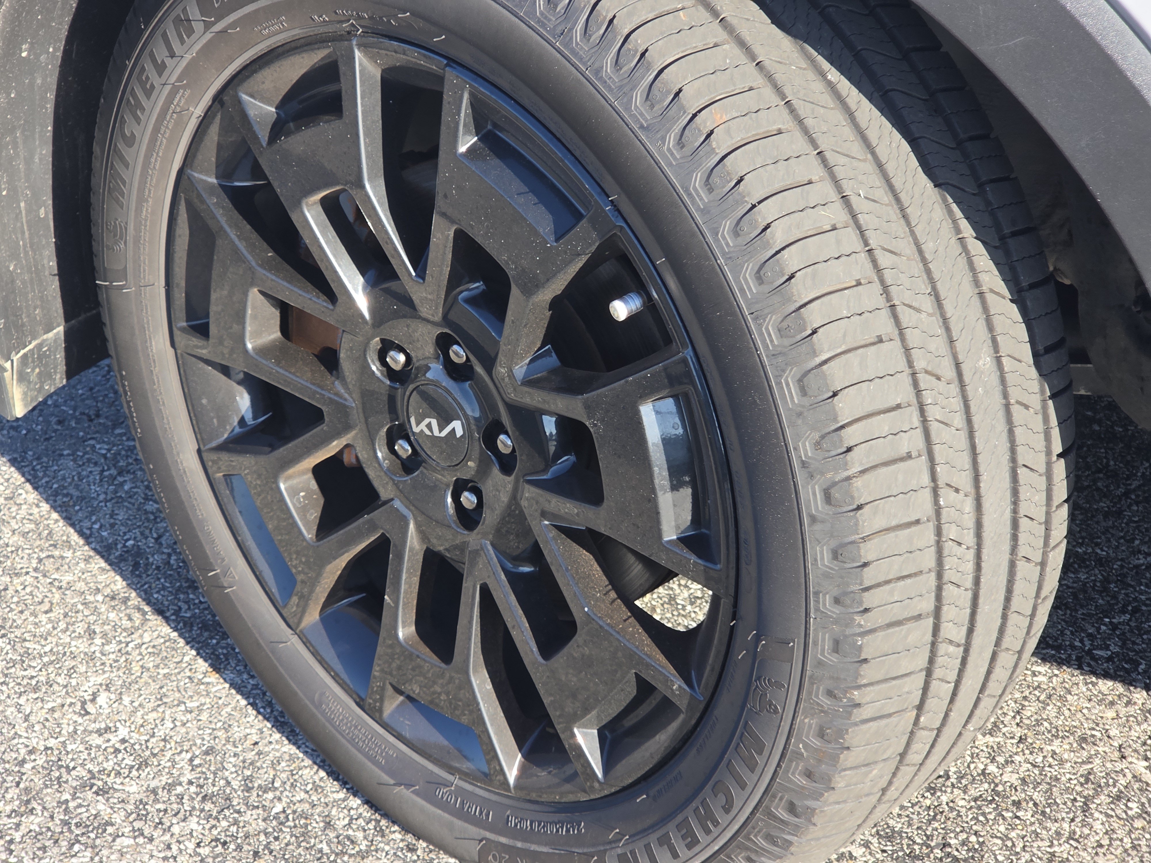 Used 2022 Kia Telluride SX w/ SX Prestige Package AWD/4WD image 9