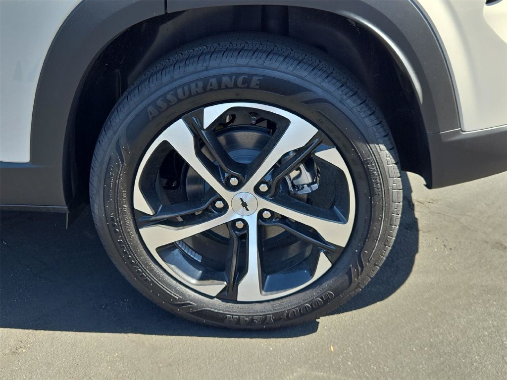 New 2026 Chevrolet Trax RS FWD image 22