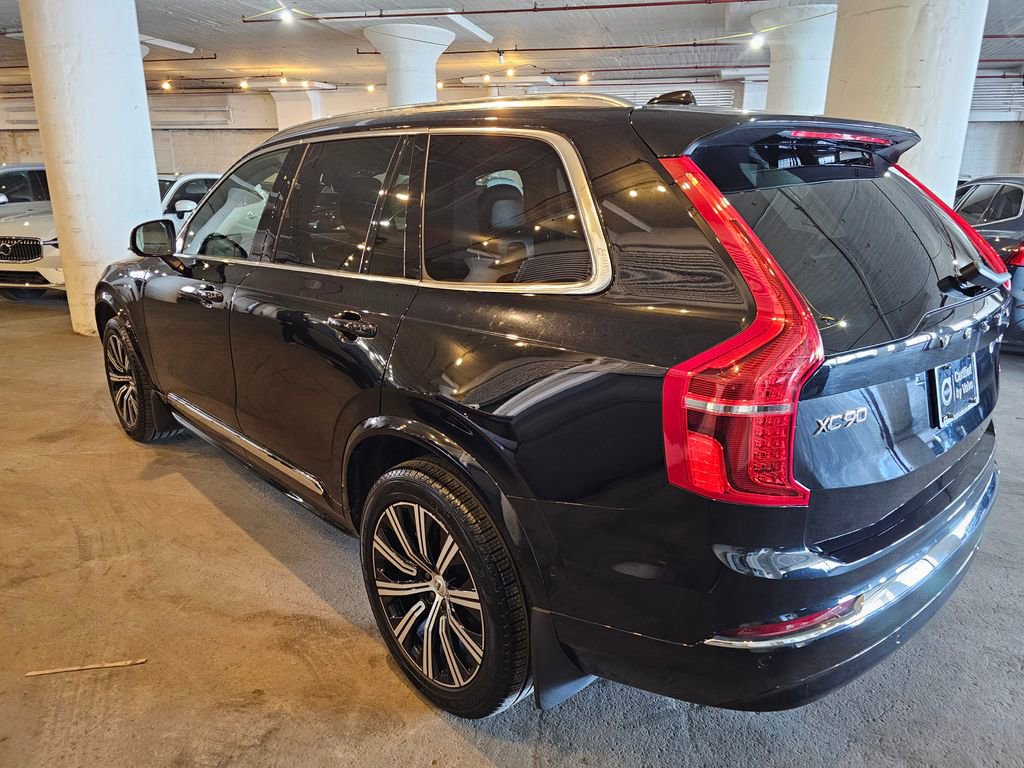 Certified 2024 Volvo XC90 B5 Plus AWD/4WD image 2