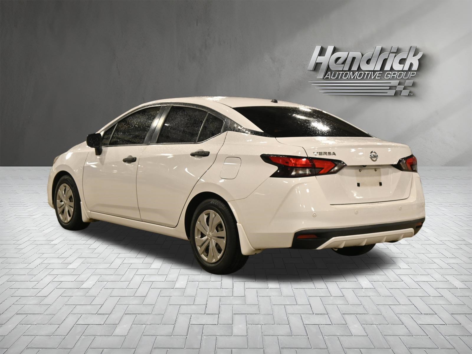 Used 2020 Nissan Versa S FWD image 7