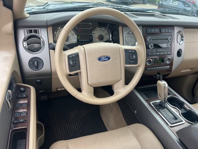 Used 2013 Ford Expedition XLT image 39