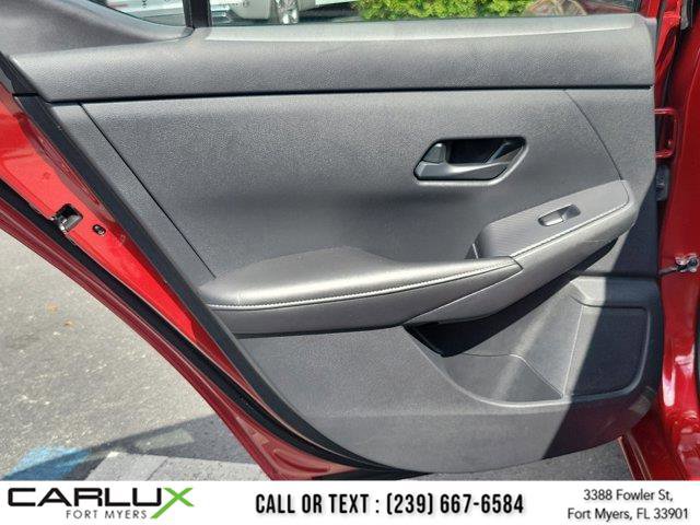 Used 2024 Nissan Sentra SV FWD image 13
