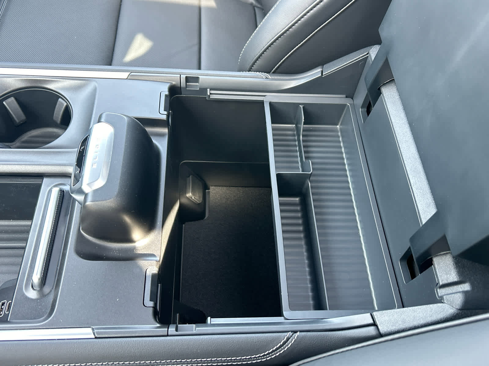 New 2026 Ford Expedition Platinum w/ Stealth Performance Package image 58