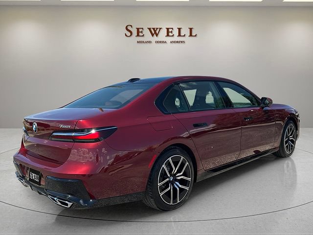 Certified 2025 BMW 760i xDrive w/ Premium Package AWD/4WD image 5