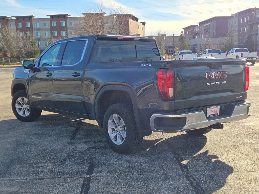 New 2026 GMC Sierra 1500 SLE w/ Preferred Package image 14