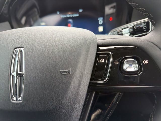 New 2026 Lincoln Corsair Premiere image 15