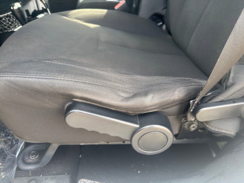 Used 2018 Jeep Wrangler Unlimited Sport S image 12