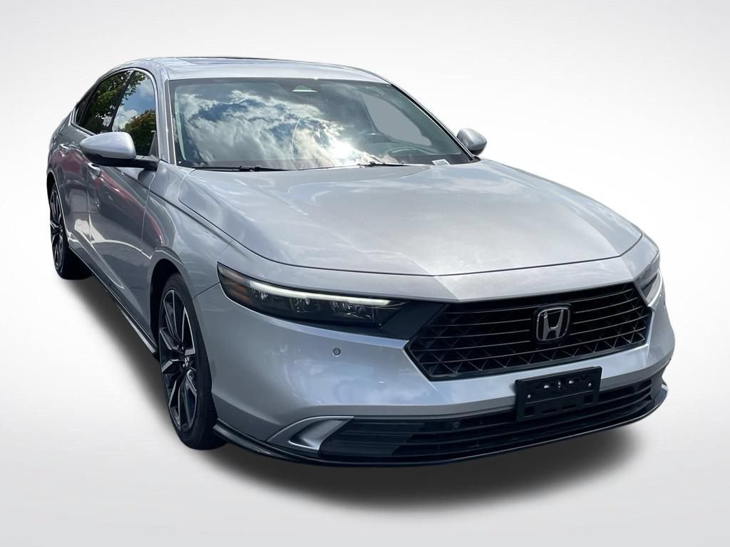 Certified 2023 Honda Accord Touring image 8