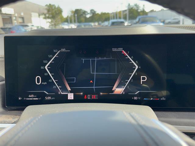 Used 2023 BMW X7 xDrive40i w/ Premium Package AWD/4WD image 17