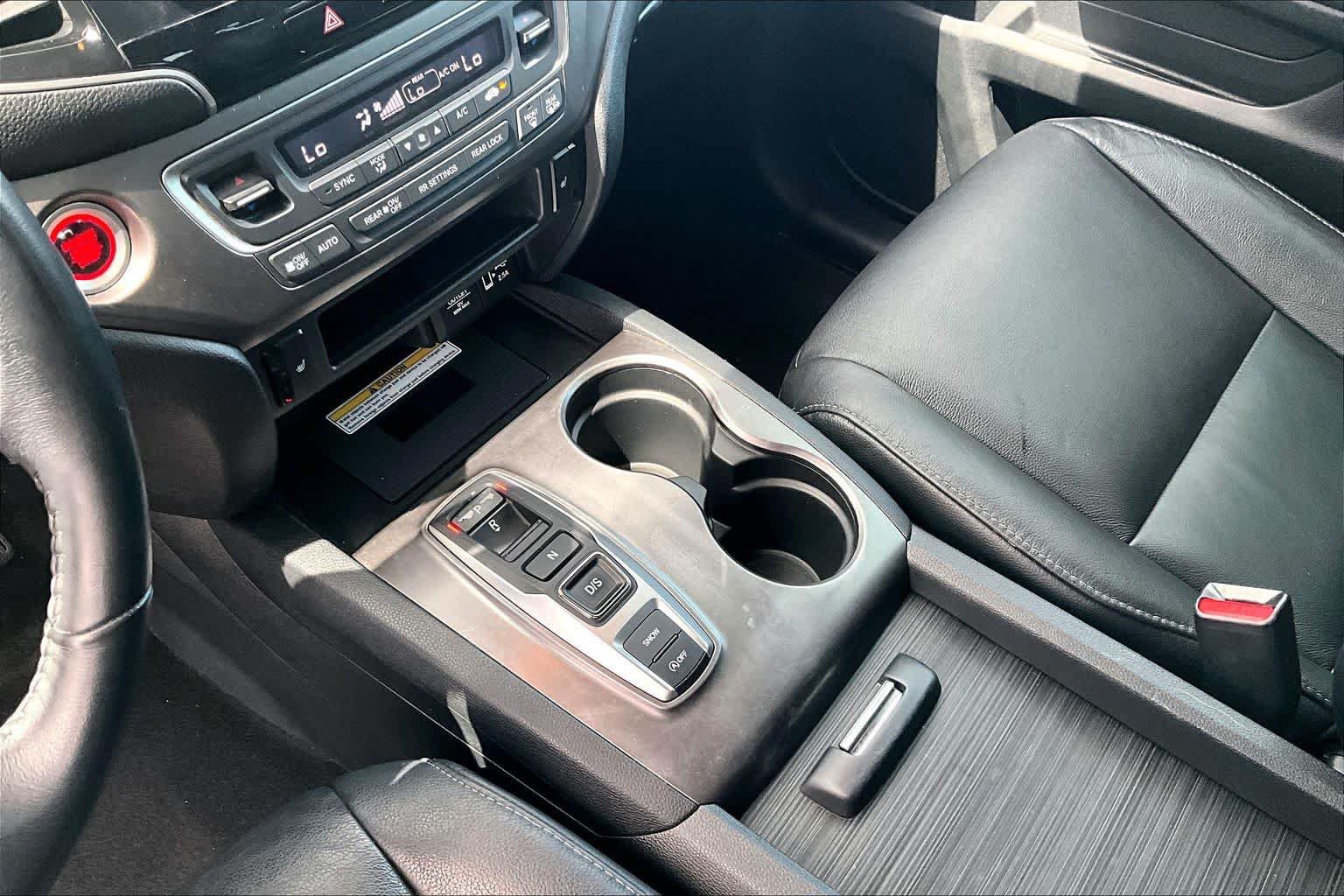Used 2021 Honda Pilot Special Edition image 17