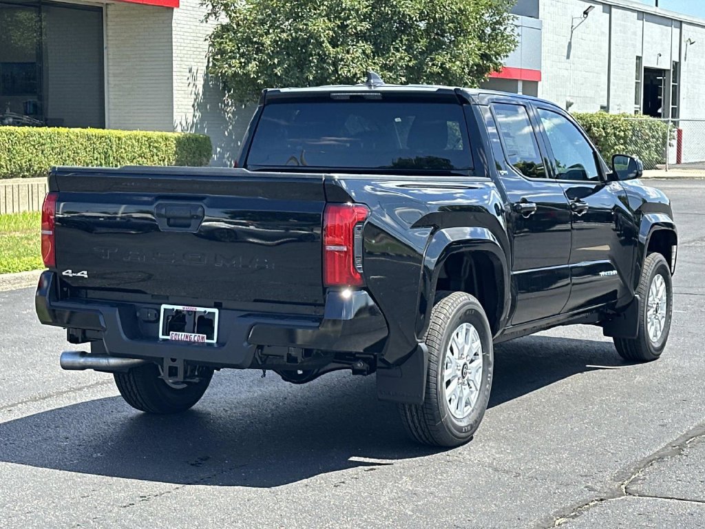New 2026 Toyota Tacoma SR5 AWD/4WD image 3