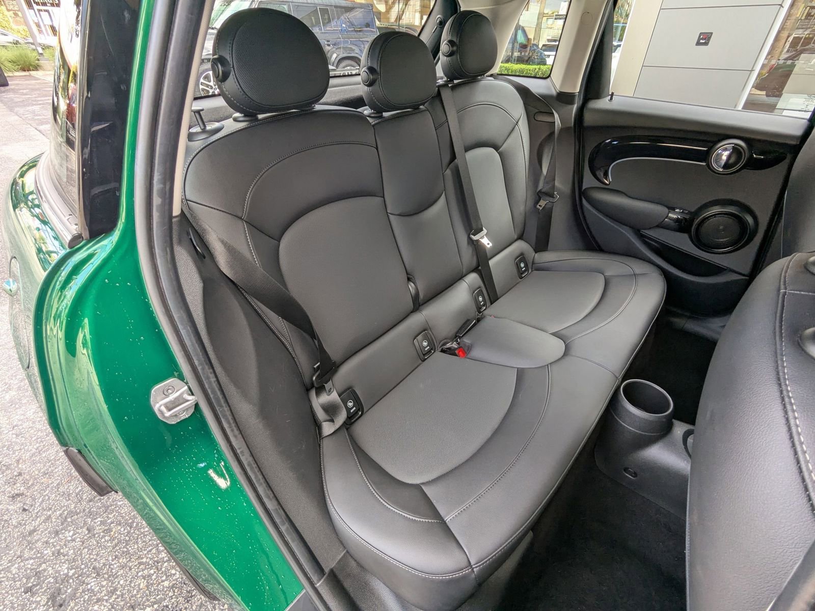 Used 2023 MINI Cooper 4-Door Hardtop image 20