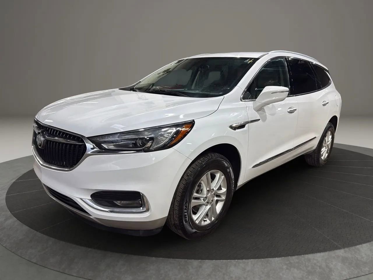Used 2020 Buick Enclave Essence FWD image 1
