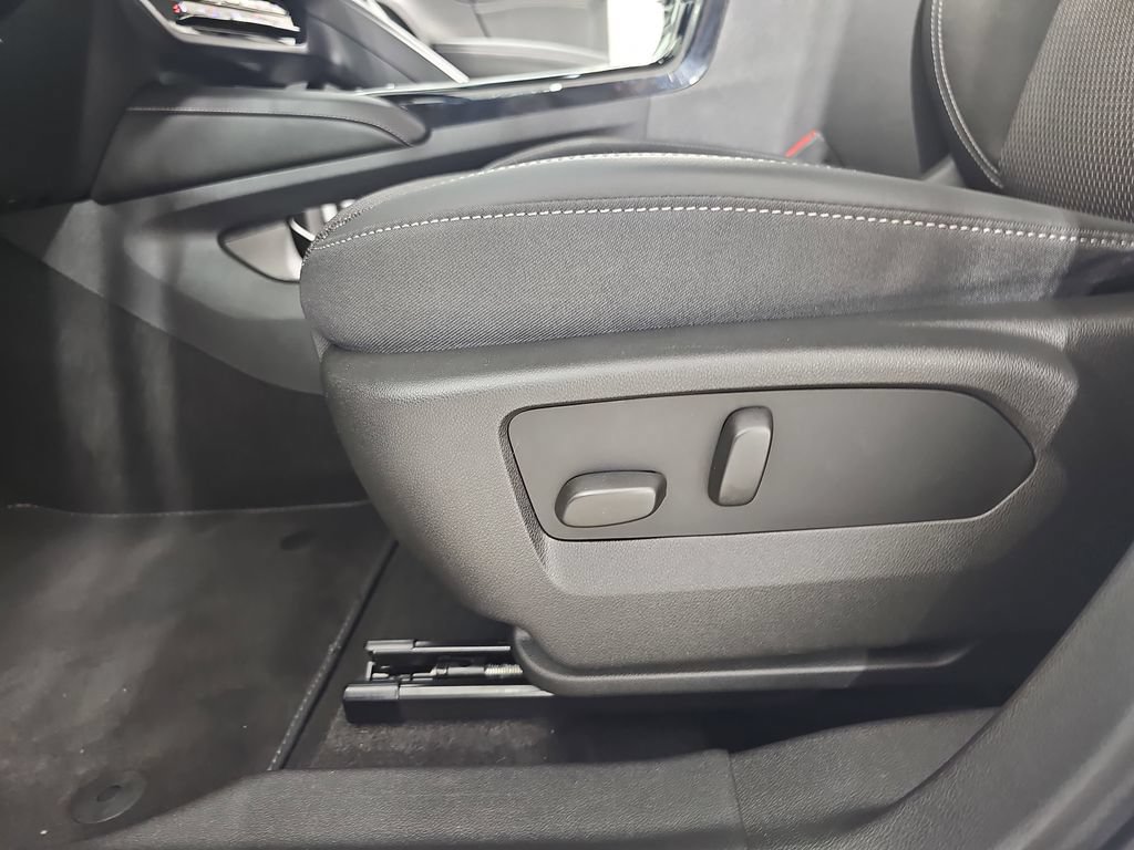 Certified 2023 Buick Envision Preferred FWD image 35