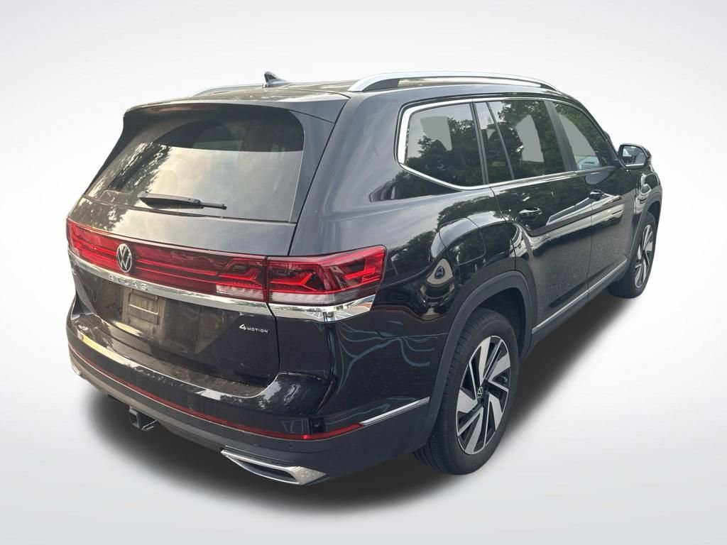 Used 2024 Volkswagen Atlas SEL AWD/4WD image 5