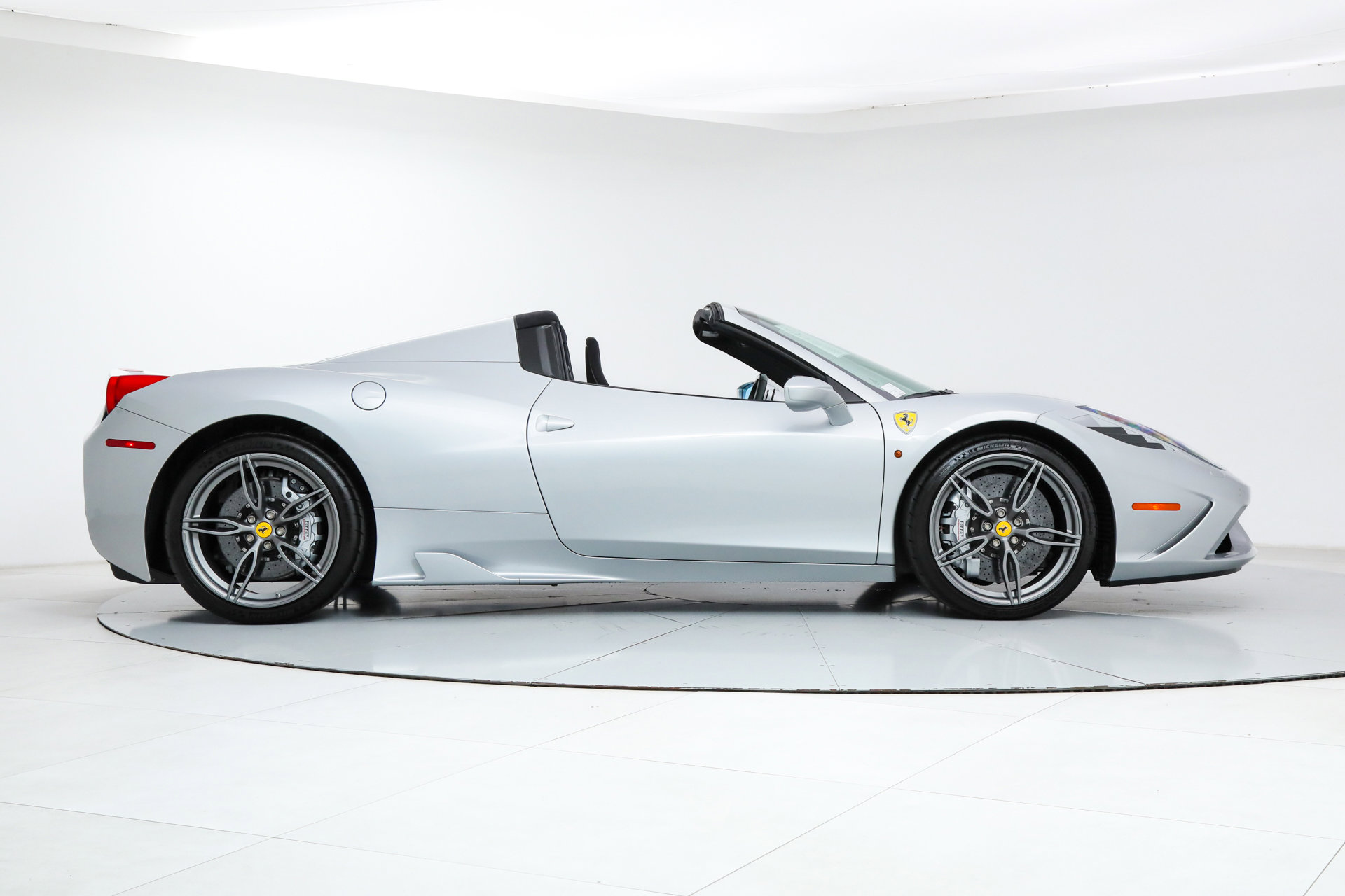 Certified 2015 Ferrari 458 Speciale A image 19