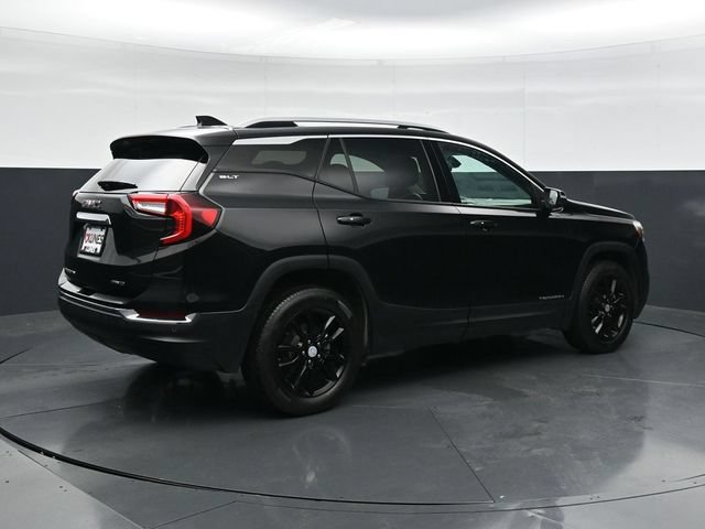 Used 2023 GMC Terrain SLT w/ Infotainment Package II AWD/4WD image 2