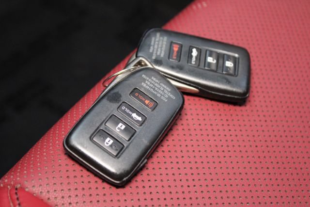 Used 2016 Lexus IS 300 AWD w/ F Sport Package image 19