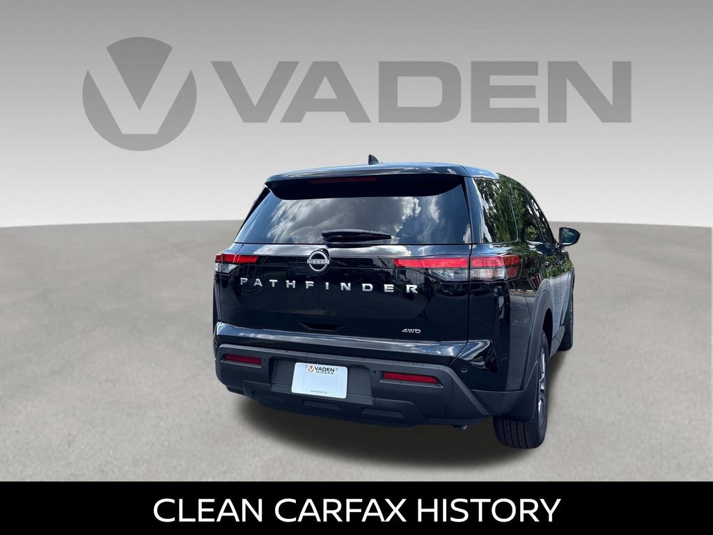 Used 2024 Nissan Pathfinder S AWD/4WD image 5