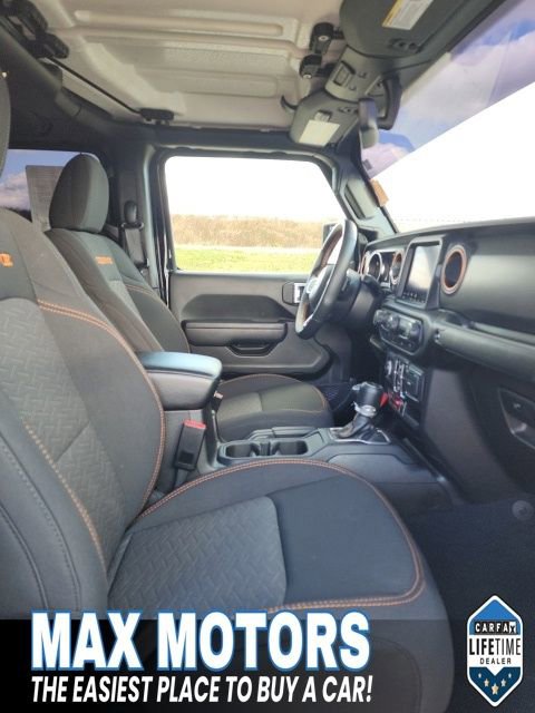 Used 2023 Jeep Gladiator Mojave w/ Trailer Tow Package image 35