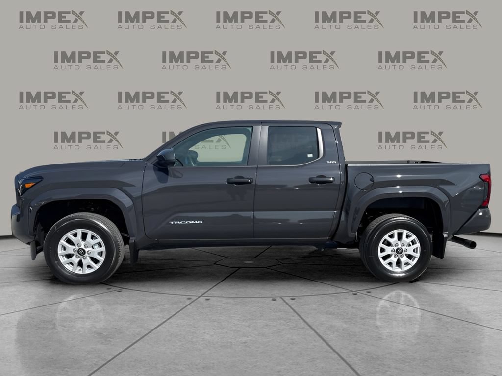 Used 2026 Toyota Tacoma SR5 AWD/4WD image 2