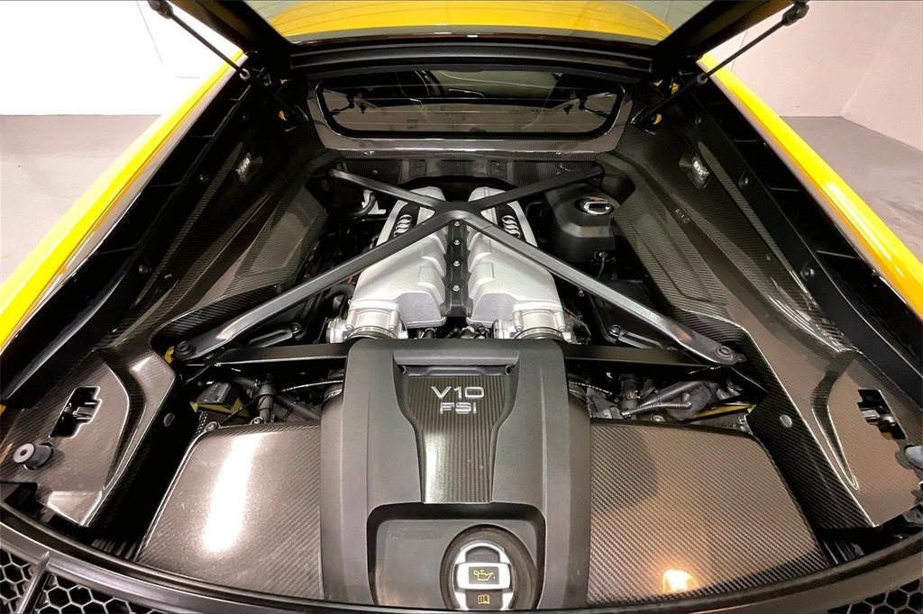 Used 2017 Audi R8 V10 image 15