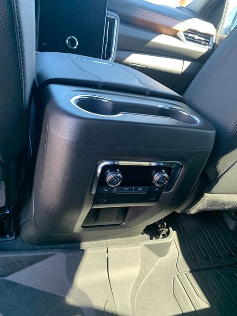 Used 2026 GMC Yukon Denali w/ LPO, Floor Liner Package AWD/4WD image 20