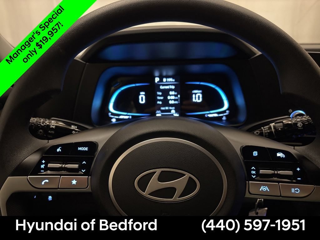 Certified 2026 Hyundai Elantra SE w/ Cargo Package FWD image 16