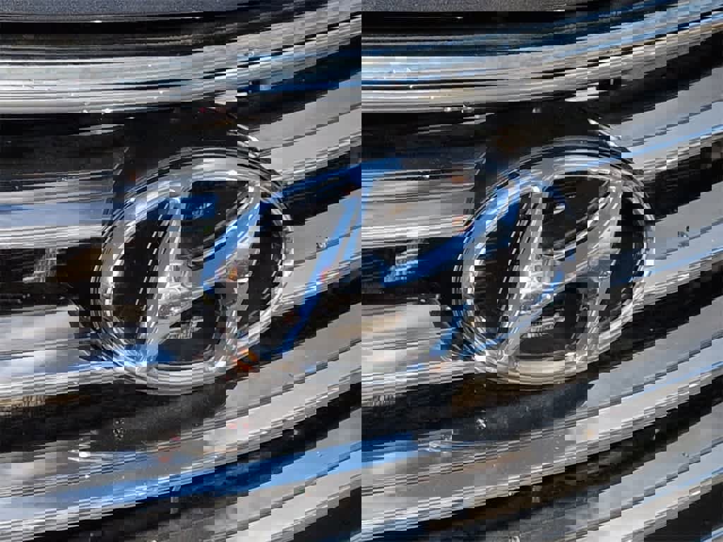 Used 2015 Hyundai Santa Fe GLS w/ Option Group 02 image 12