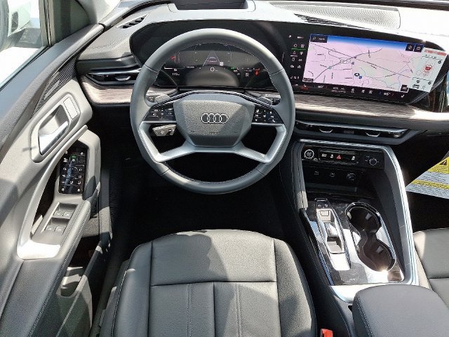 Used 2025 Audi Q5 Premium Plus AWD/4WD image 7