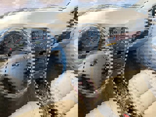 Used 2004 Volvo S40 image 13