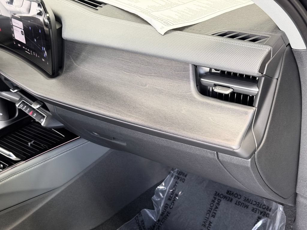 New 2026 Audi Q3 quattro 2.0T AWD/4WD image 30